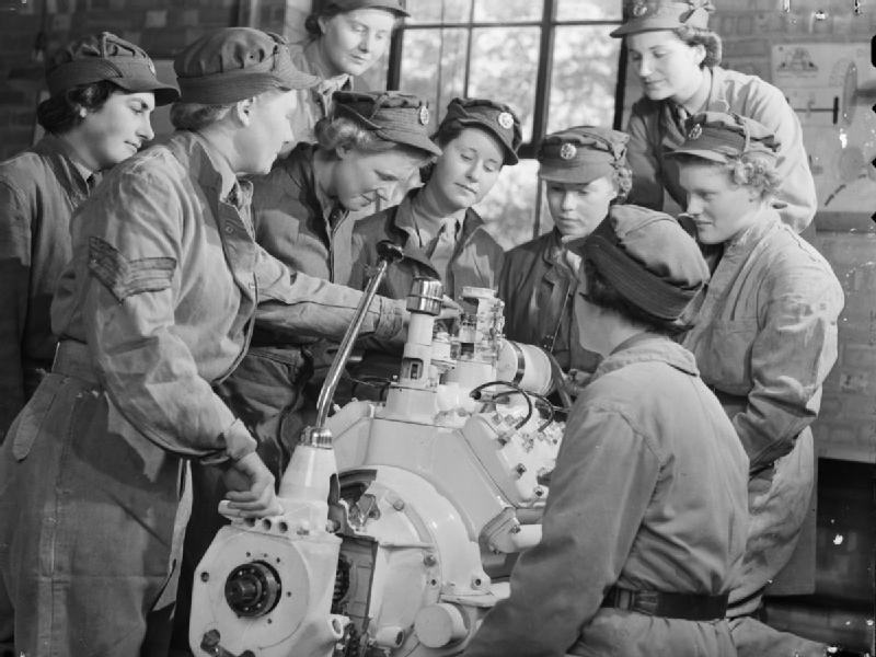 Auxiliary Territorial Service trainees in 1941